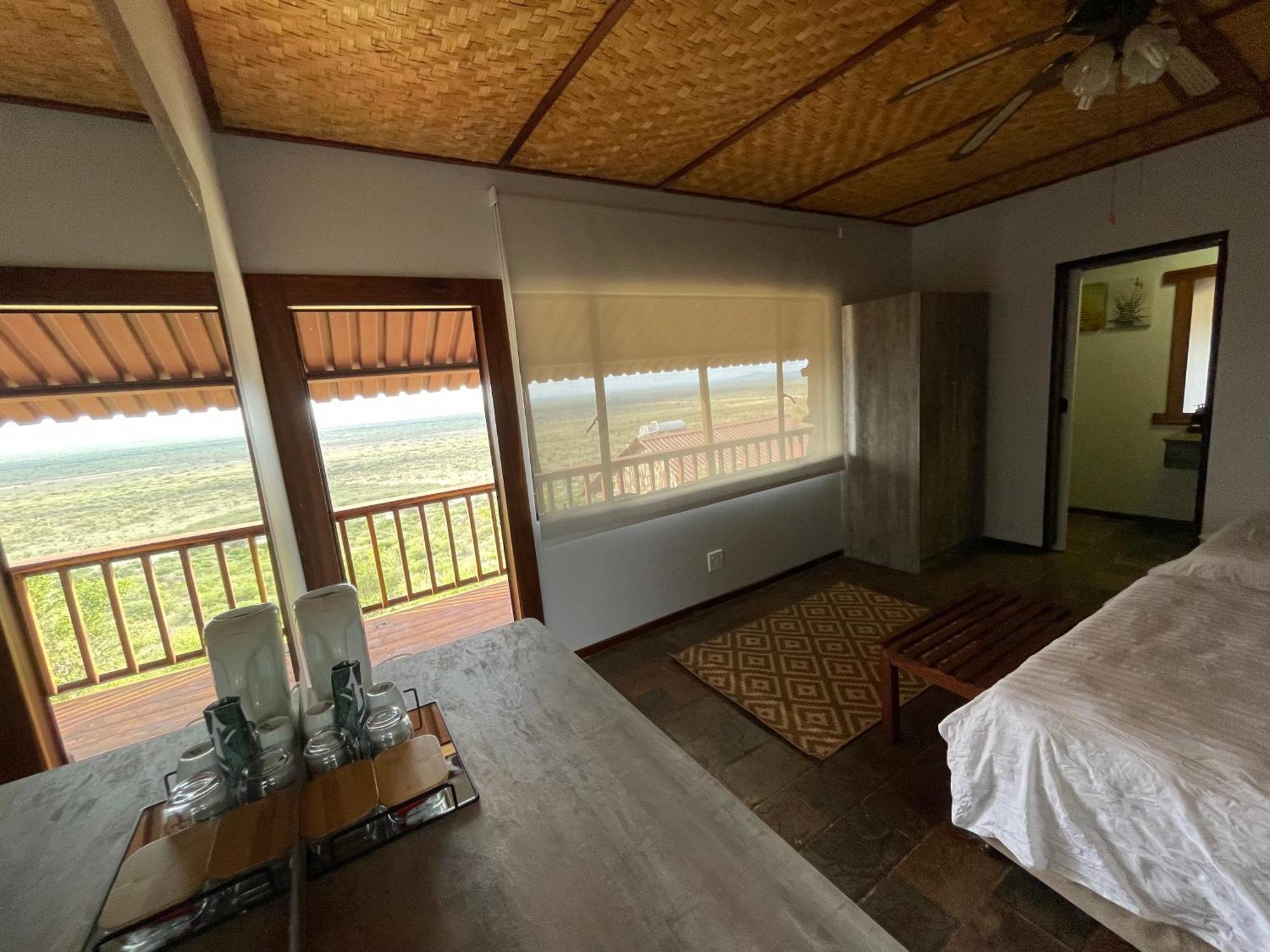 Aloegrove Safari Lodge 奥奇瓦龙戈 外观 照片