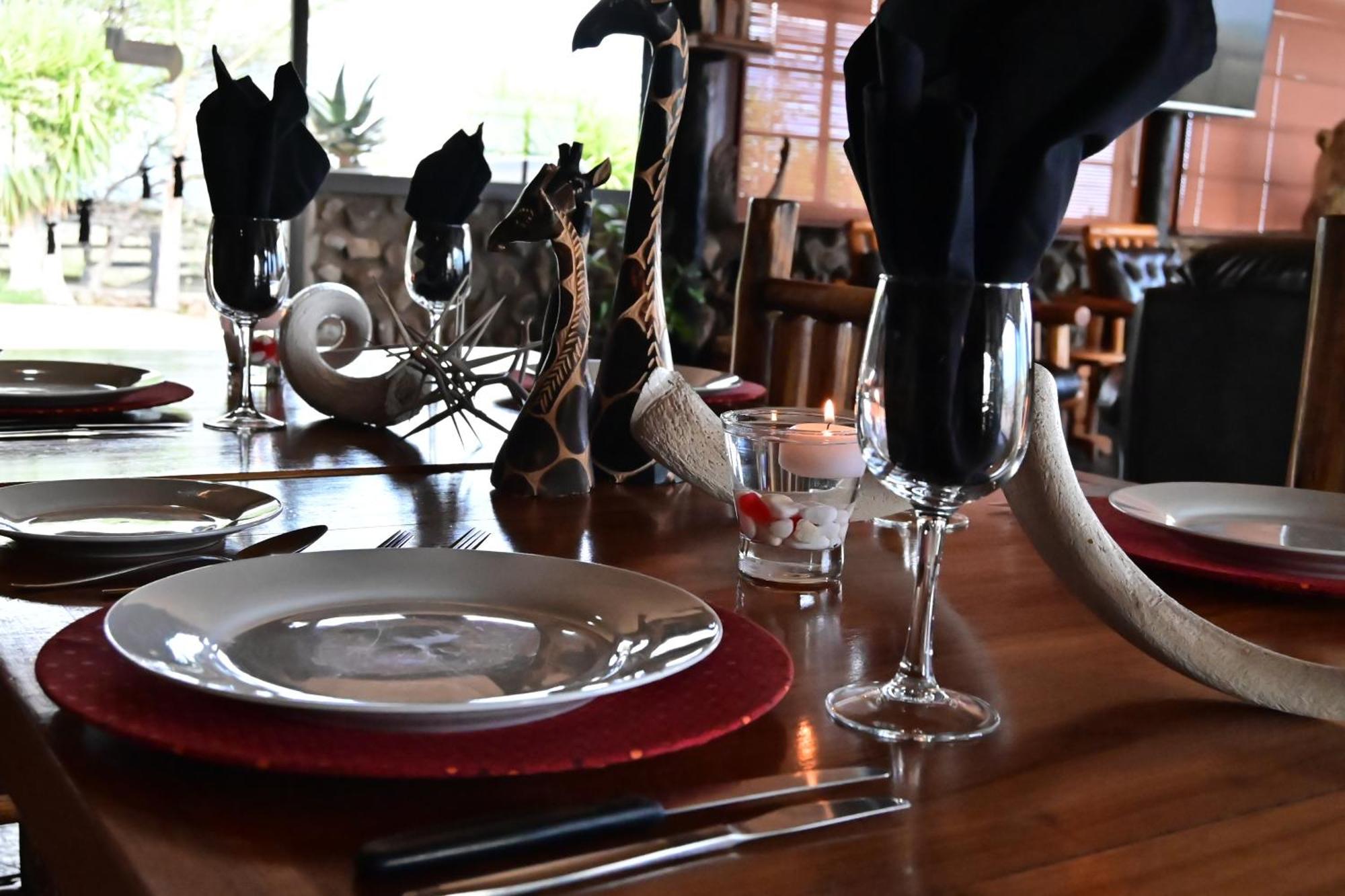 Aloegrove Safari Lodge 奥奇瓦龙戈 外观 照片